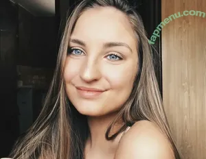 tarasulll / itstaraswrld nude photo #0002