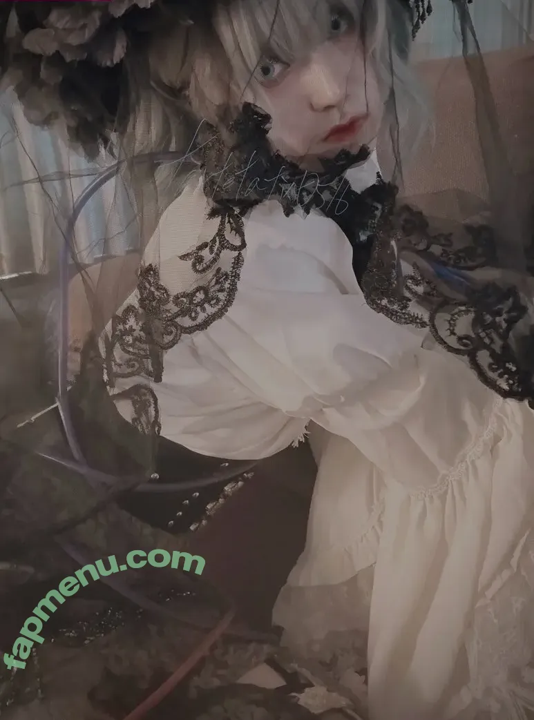 tartetatin0516 nude photo #0008 (nekooo0717)