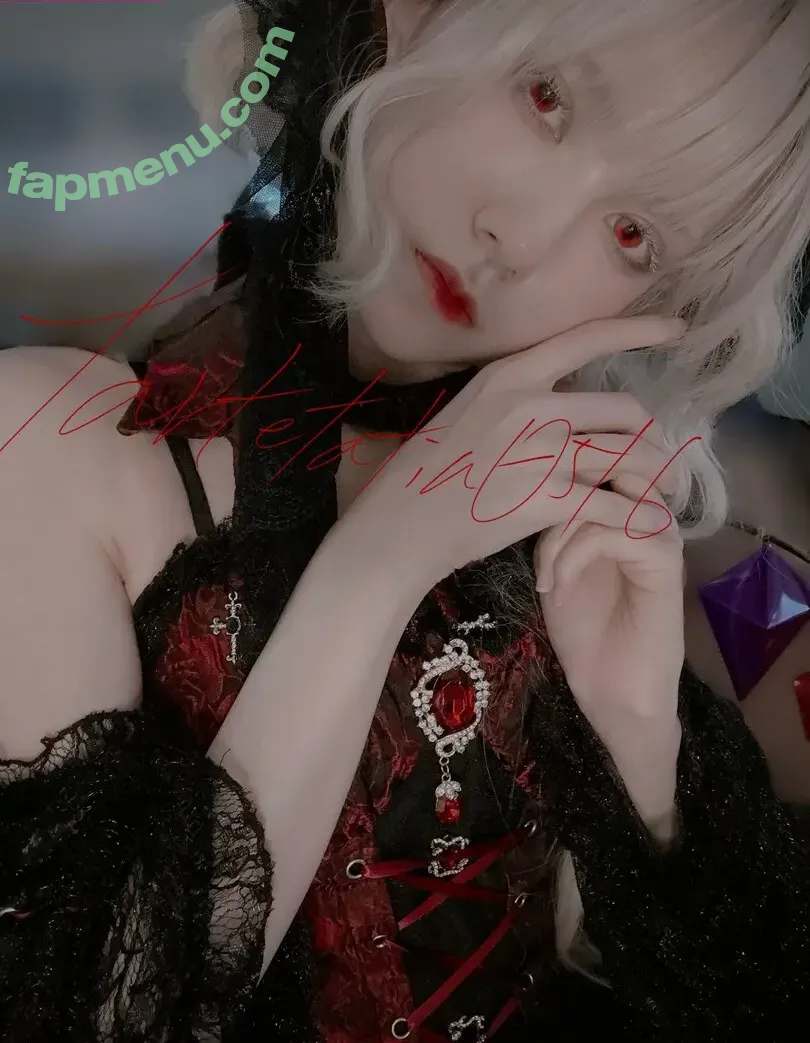 tartetatin0516 nude photo #0014 (nekooo0717)