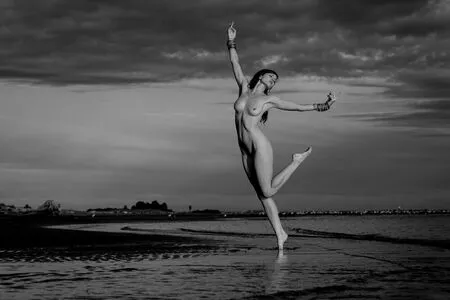 Taryn Terrell / iamtarynterrell / mercedesterrell nude photo #0007