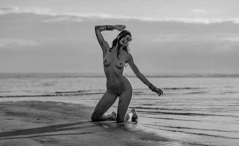 Taryn Terrell / iamtarynterrell / mercedesterrell nude photo #0008