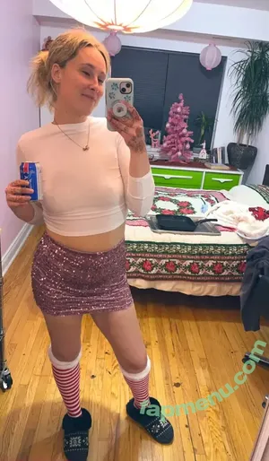 Tashabailes / tasha_m_b nude photo #0052