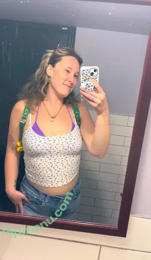 Tashabailes / tasha_m_b nude photo #0090