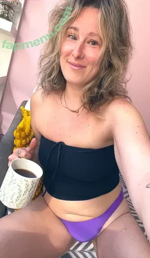 Tashabailes / tasha_m_b nude photo #0094