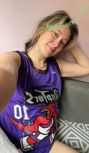 Tashabailes / tasha_m_b nude photo #0108