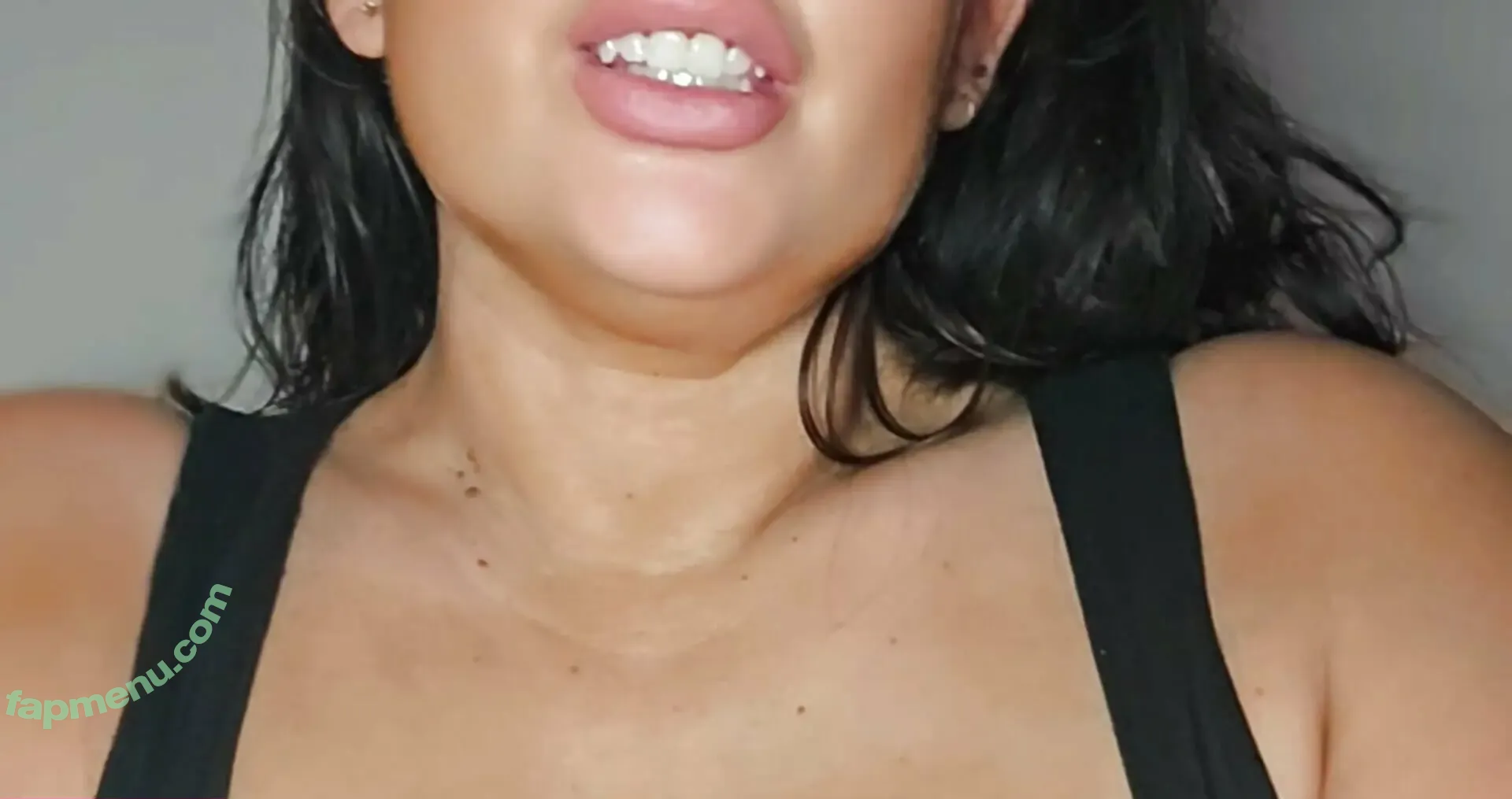 Tashmoss nude photo #0003 (Tashmoss)