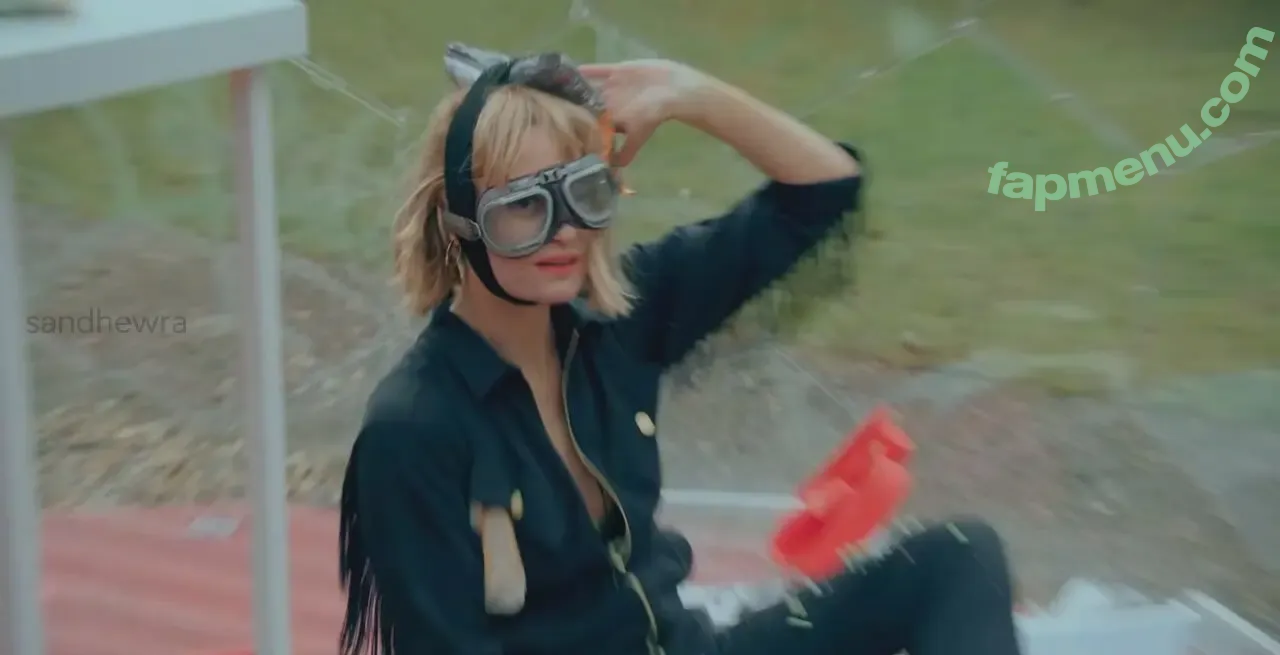 Taskmaster Women nude photo #0302 (jessicaknappett)