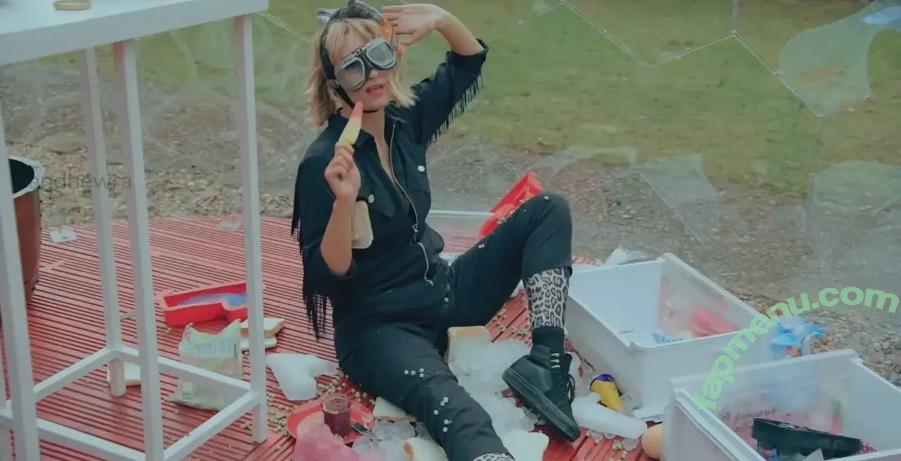 Taskmaster Women nude photo #0303 (jessicaknappett)