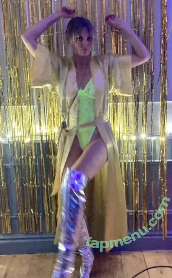 Taskmaster Women nude photo #0370 (jessicaknappett)