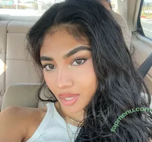 _.tasshhh / Tascia Tiyah k nude photo #0020
