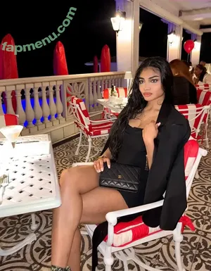 _.tasshhh / Tascia Tiyah k nude photo #0028