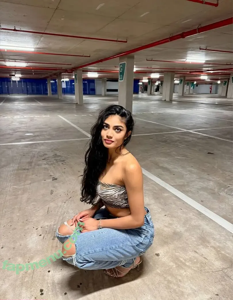 _.tasshhh nude photo #0017 (Tascia Tiyah k)