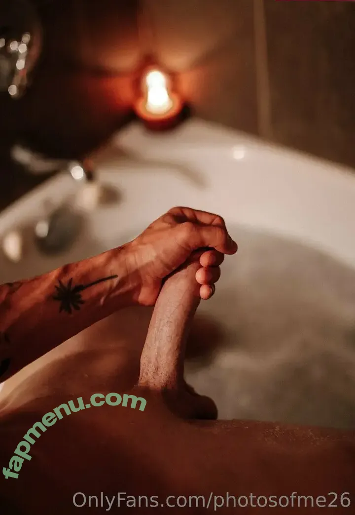 tastefullyshowingskin nude photo #0004 (tastefullyshowskin)