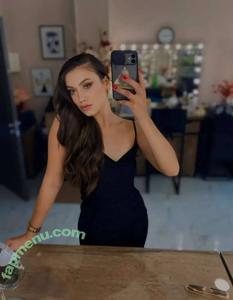 tasty_marie nude photo #0160 (Marie / tastymarie__)