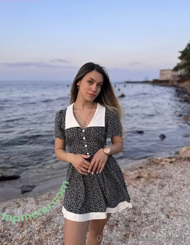 tasty_marie nude photo #0385 (Marie / tastymarie__)