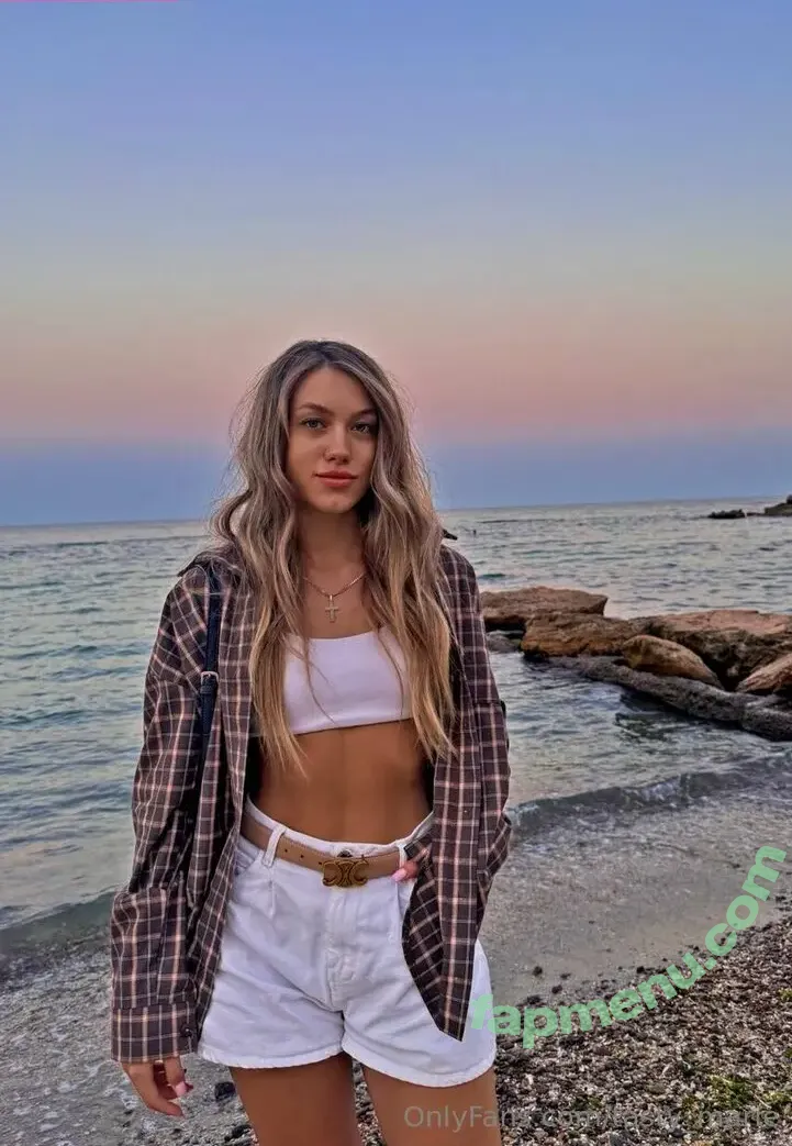 tasty_marie nude photo #0419 (Marie / tastymarie__)