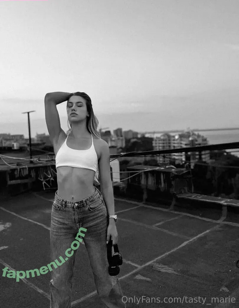 tasty_marie nude photo #0448 (Marie / tastymarie__)