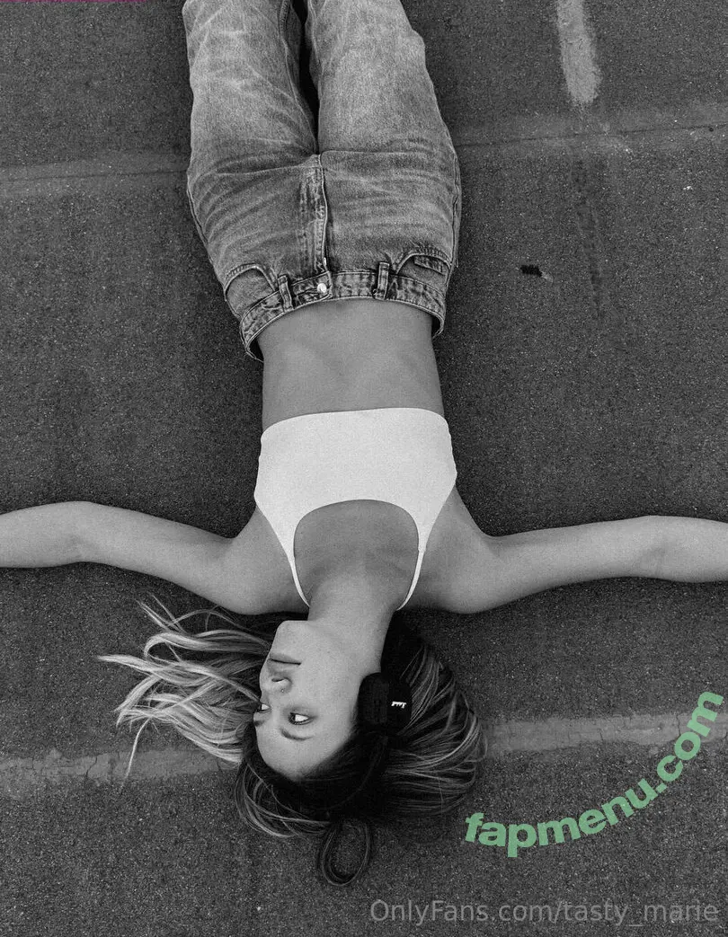 tasty_marie nude photo #0449 (Marie / tastymarie__)