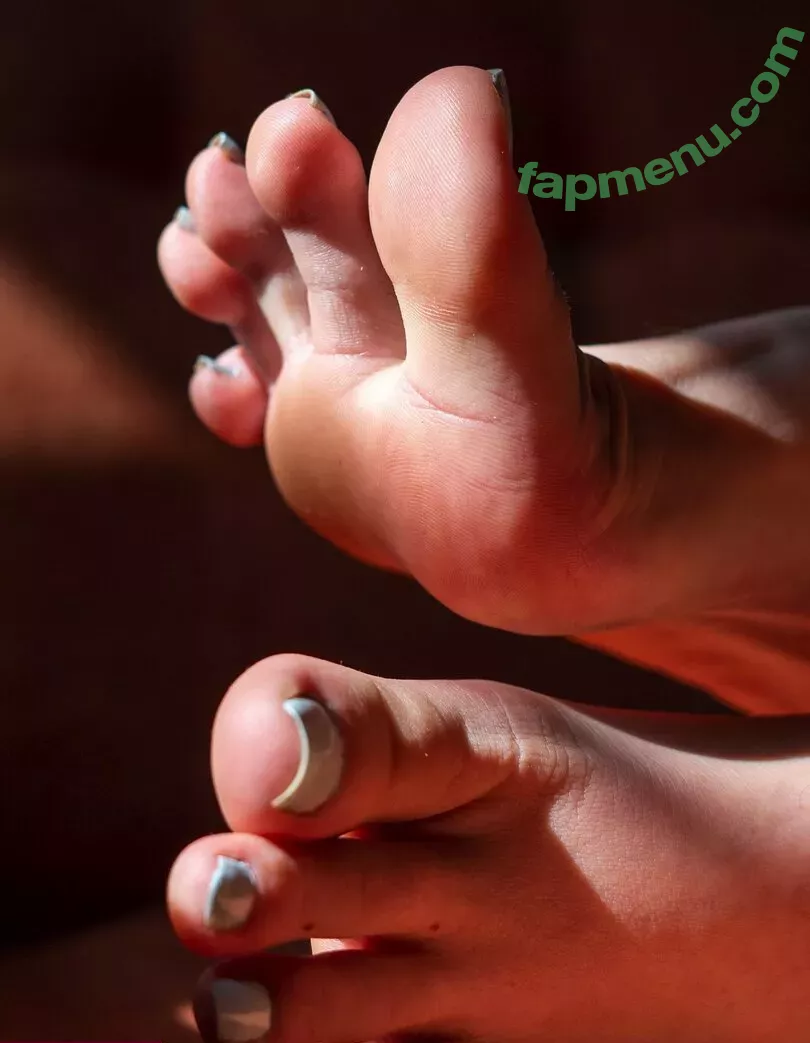 tastytaurustoes nude photo #0092 (tastytaurustoes)
