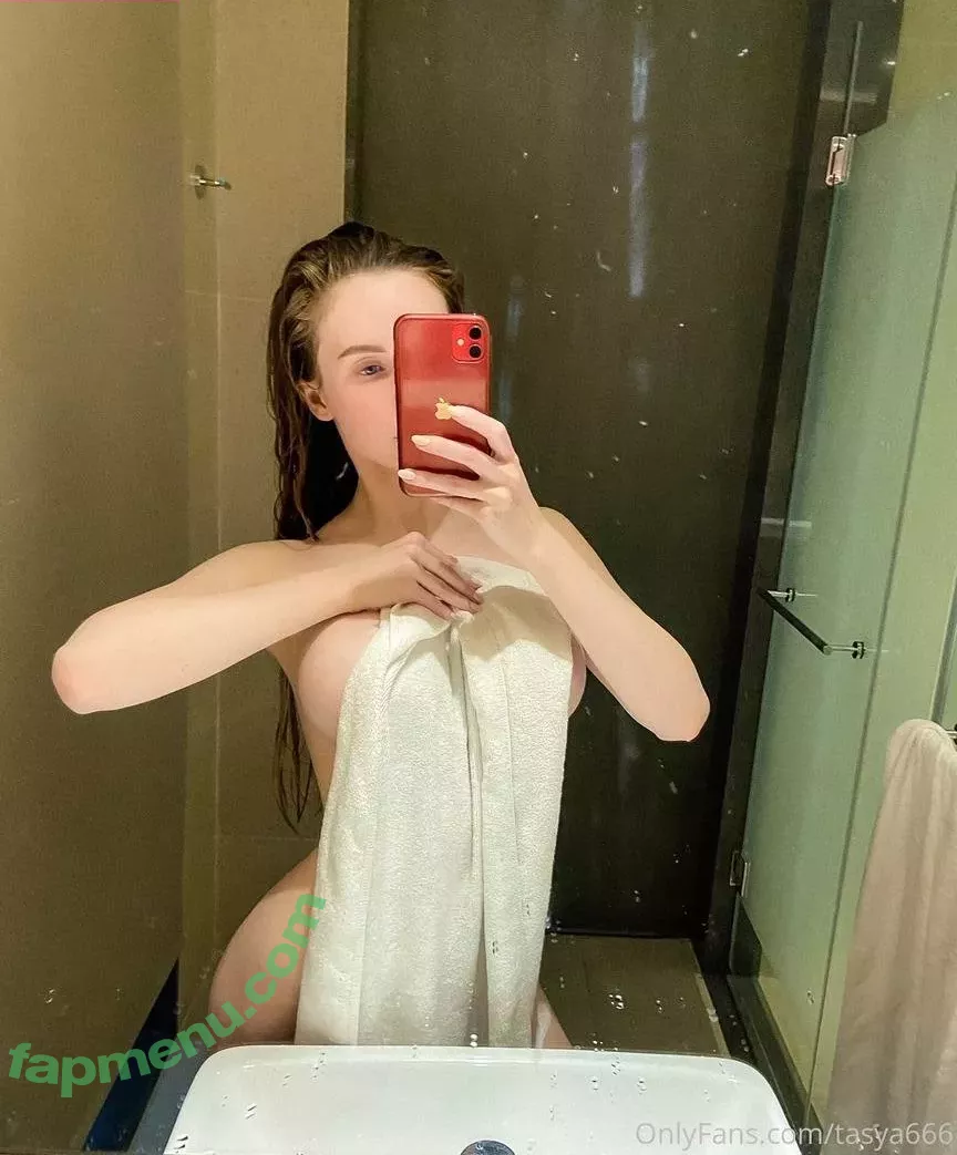 tasya666 nude photo #0011 (tasyamikhailov1 / tasyamikhailovafan)