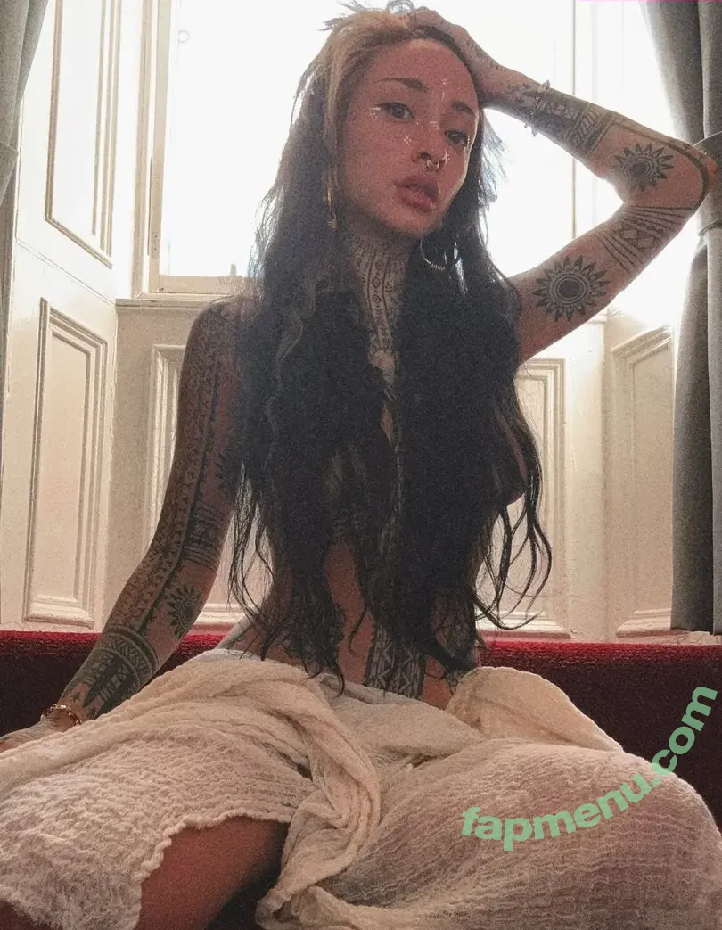 tatakbyayla nude photo #0054 (rohduhay)