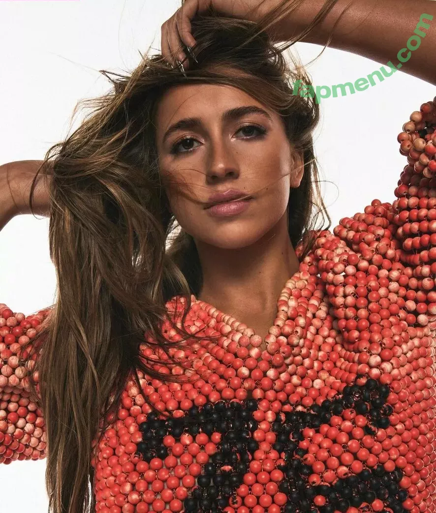 Tate McRae nude photo #0415 (tatemcrae / u41351078)