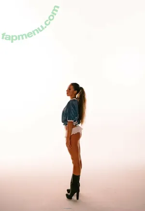 Tate McRae / tatemcrae / u41351078 nude photo #2229