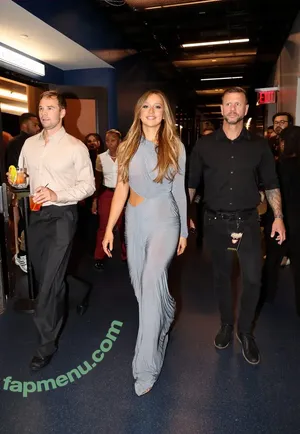 Tate McRae / tatemcrae / u41351078 nude photo #2353