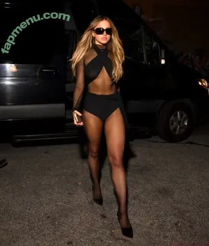 Tate McRae / tatemcrae / u41351078 nude photo #2379