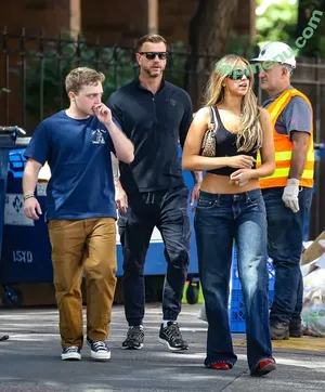 Tate McRae / tatemcrae / u41351078 nude photo #2396