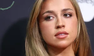 Tate McRae / tatemcrae / u41351078 nude photo #2645