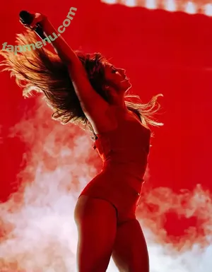 Tate McRae / tatemcrae / u41351078 nude photo #2743