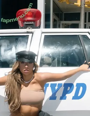 Tate McRae / tatemcrae / u41351078 nude photo #2894