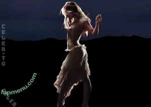 Tate McRae / tatemcrae / u41351078 nude photo #2921