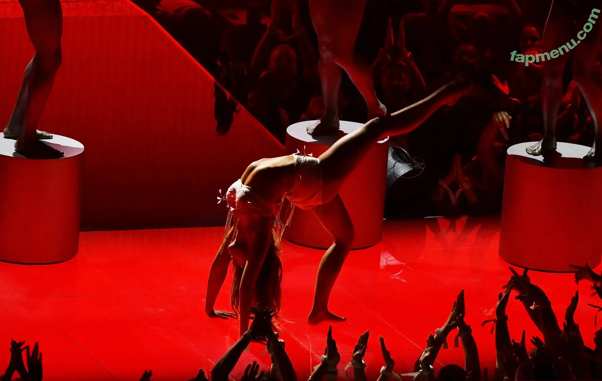 Tate McRae nude photo #2339 (tatemcrae / u41351078)