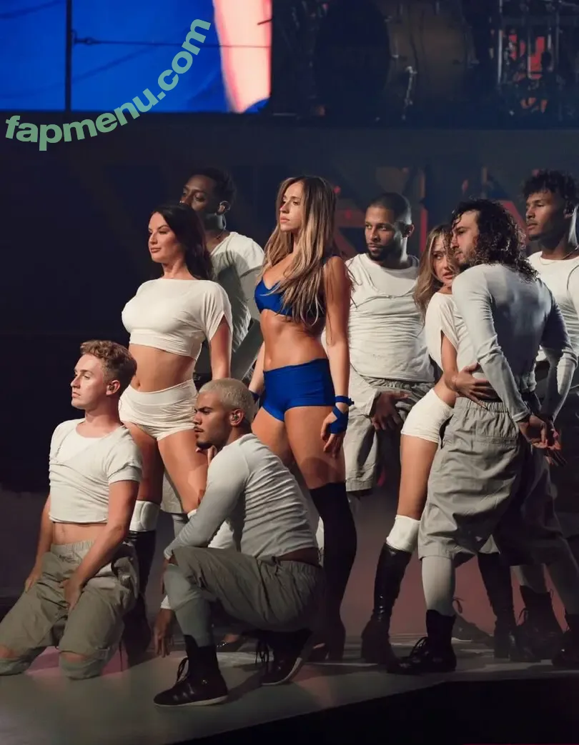 Tate McRae nude photo #2418 (tatemcrae / u41351078)