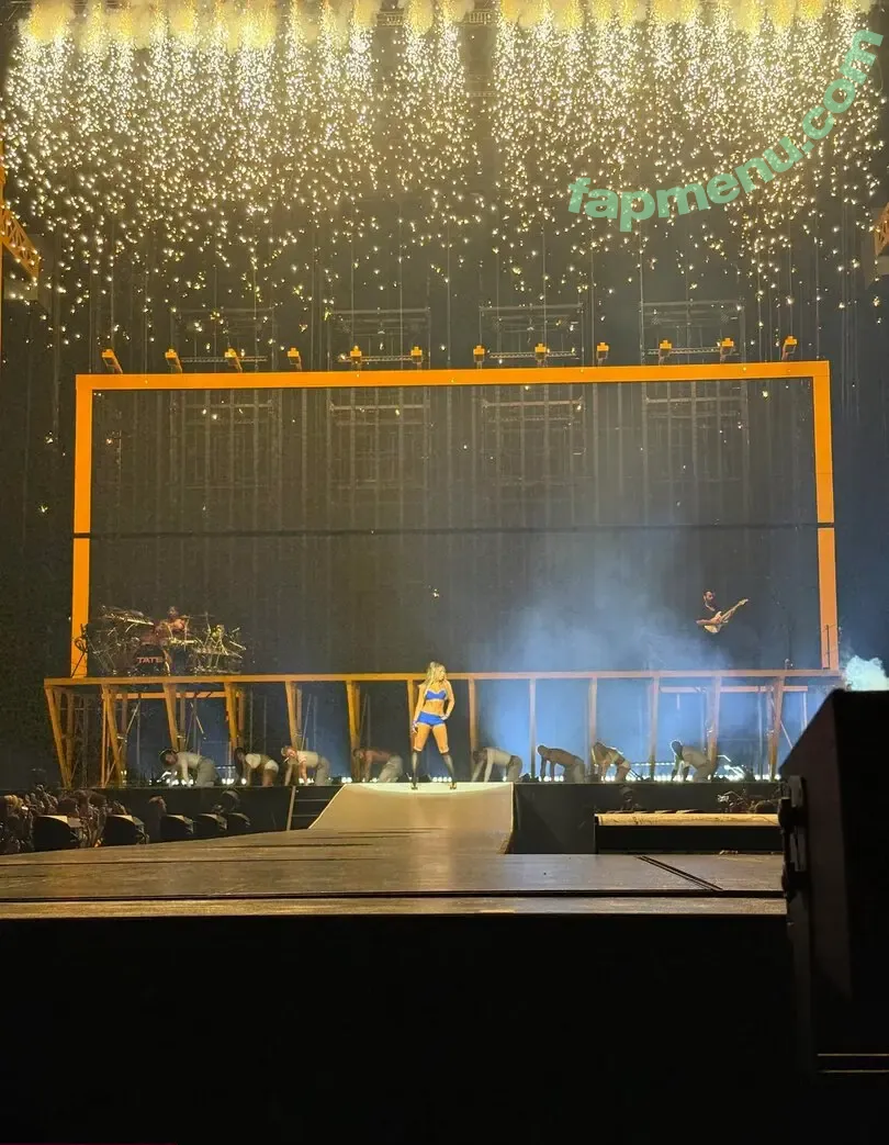 Tate McRae nude photo #2636 (tatemcrae / u41351078)