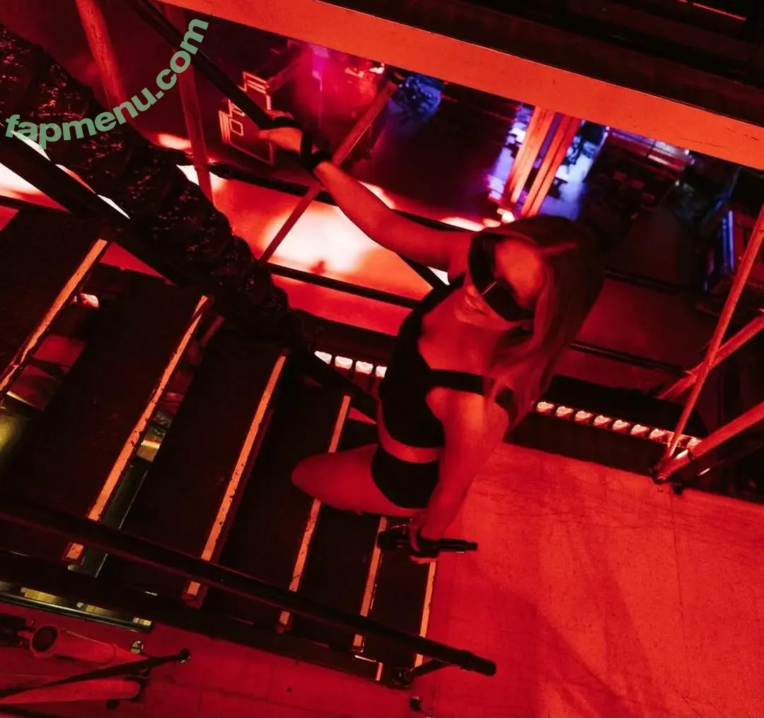 Tate McRae nude photo #2702 (tatemcrae / u41351078)