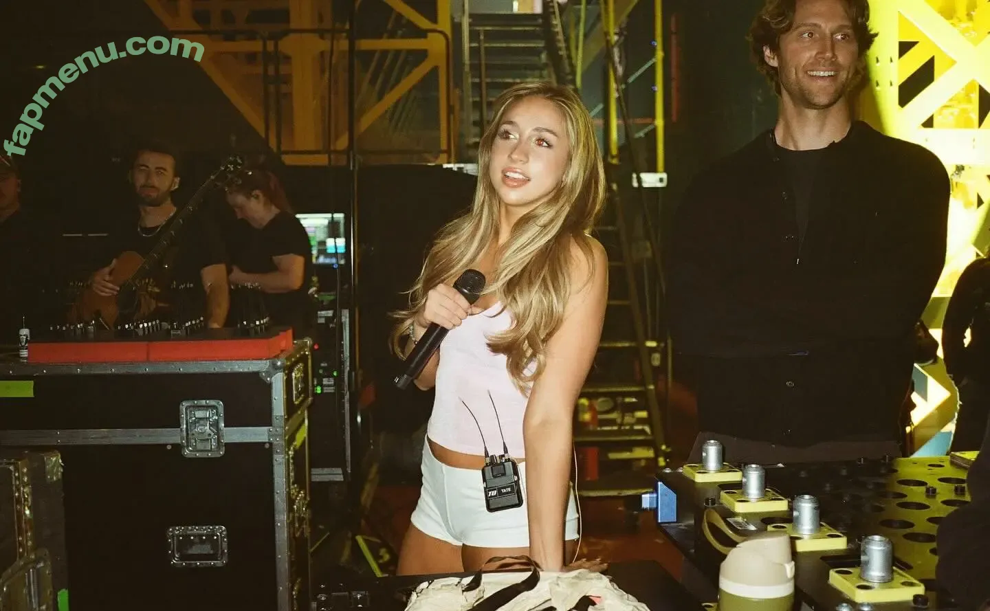 Tate McRae nude photo #2709 (tatemcrae / u41351078)