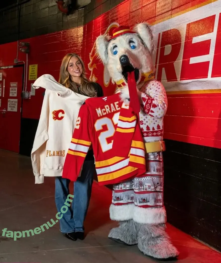 Tate McRae nude photo #2990 (tatemcrae / u41351078)