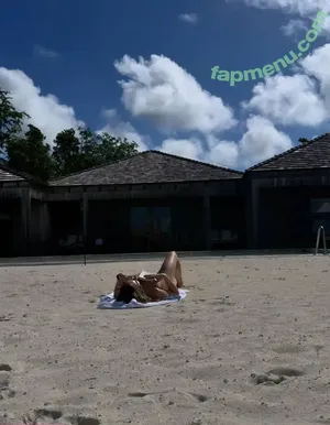 Tate McRae / cakebattercatter / tatemcrae nude photo #3052