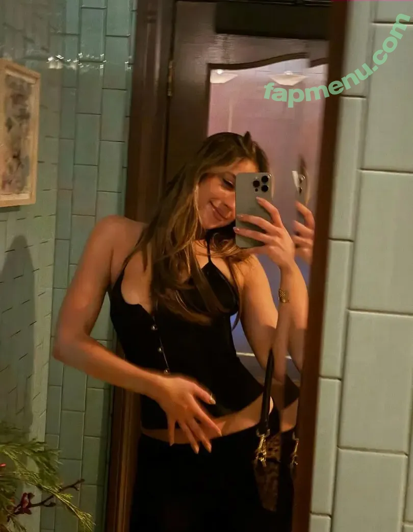 Tate McRae nude photo #3012 (tatemcrae / u41351078)