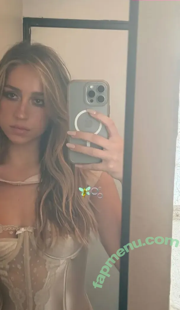 Tate McRae nude photo #3016 (cakebattercatter / tatemcrae)