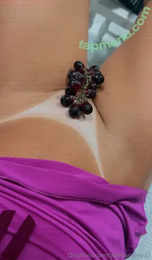 Tati Zambiasi / tati.eliasquevici / tati.zambiasi nude photo #0023