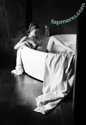 Tatiana Kozina / iamturbotanya nude photo #0057