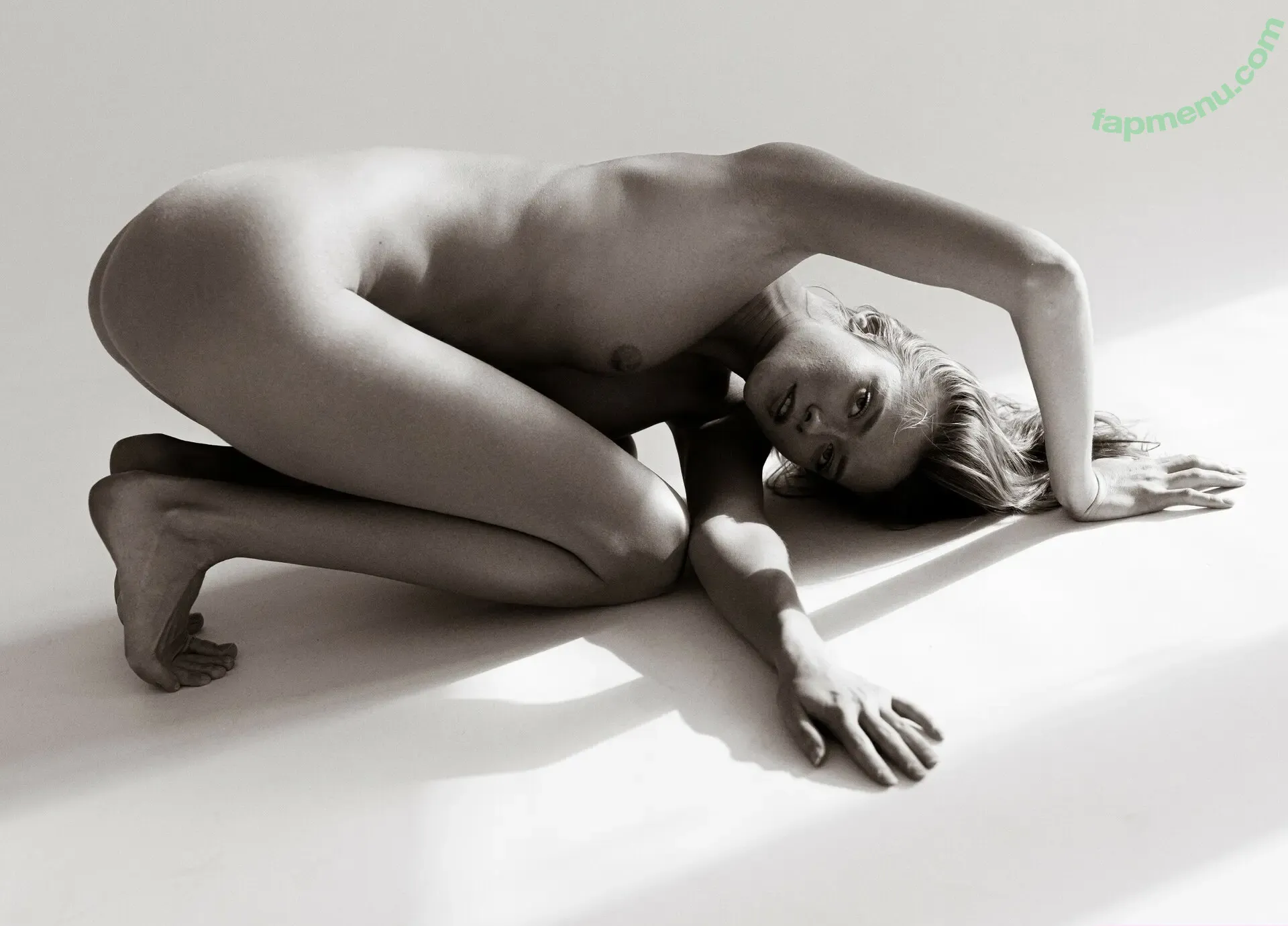 Tatiana Kozina nude photo #0001 (iamturbotanya)