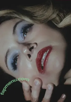 Tatiana Maslany / tatianamaslany nude photo #0076