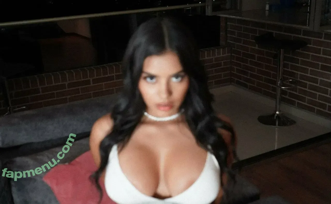 Tatiana Perez Rodriguez nude photo #0096 (soytatirodriguez / tatiperezrodriguez)
