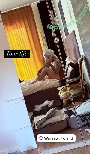 Tatiana Shmayluk / tati_booyakah nude photo #0076