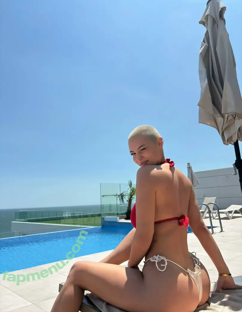 Tatiana Suciu nude photo #0004 (tatianasuciu)
